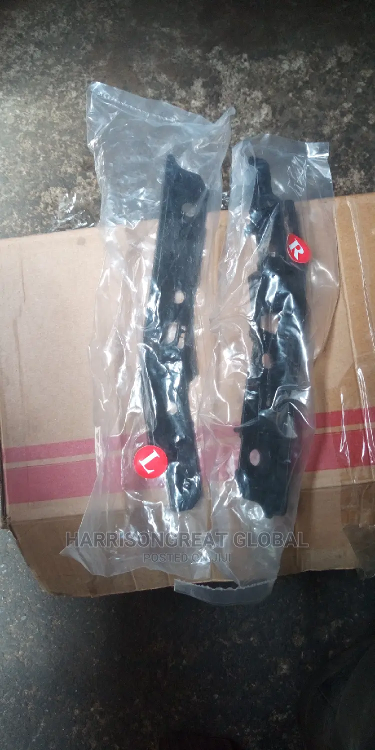 Front Bumper Clip(Hanger) for Ford Explorer 2013 Model Set