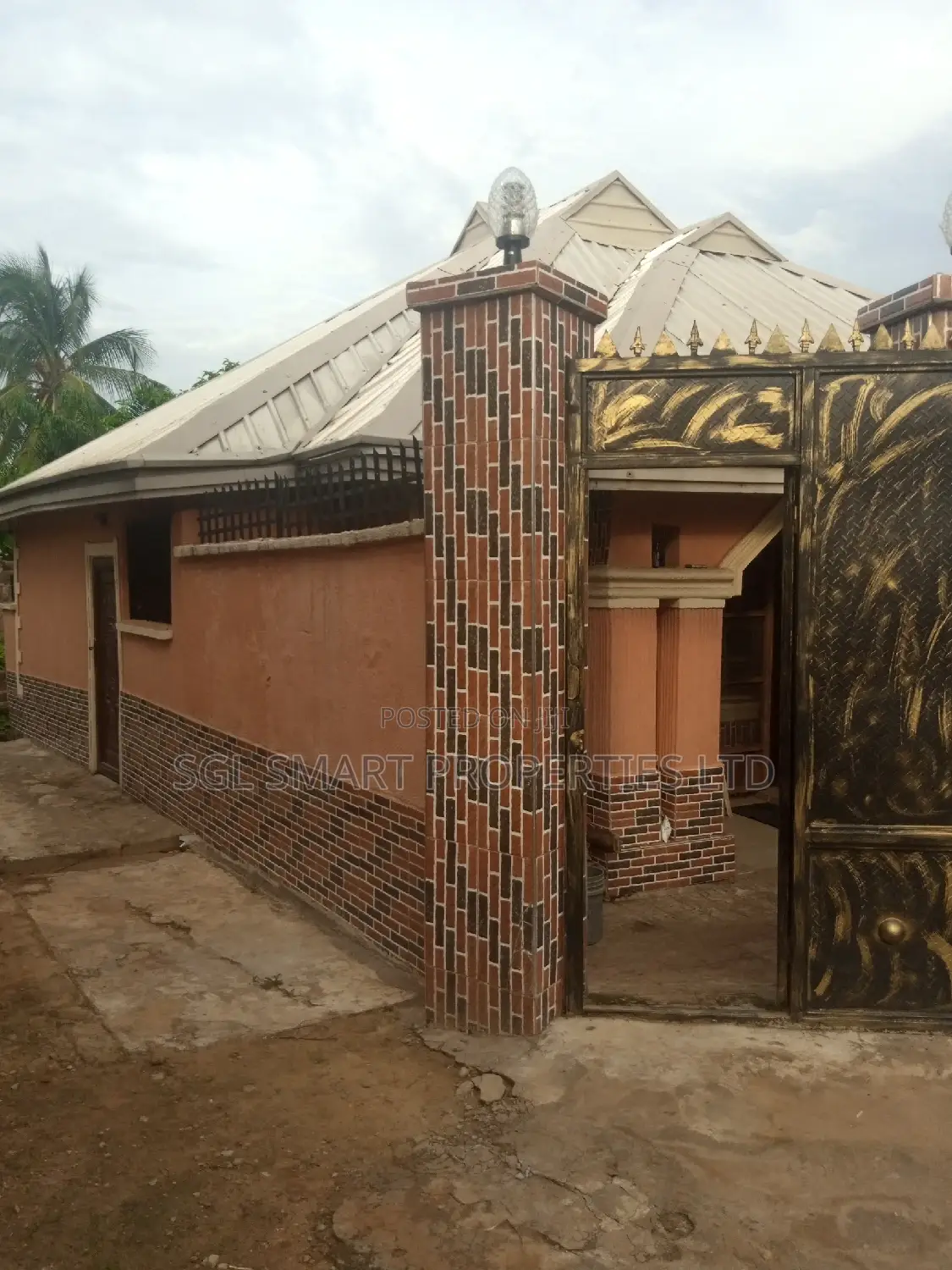 3bdrm Apartment in Ifite Awka for sale