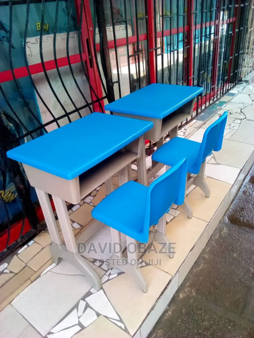 Classroom Desk and Chairs