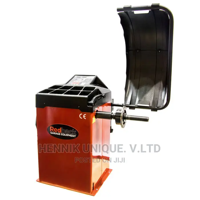 Redback 800 24′′ Manual Data Input Motorised Wheel Balancer