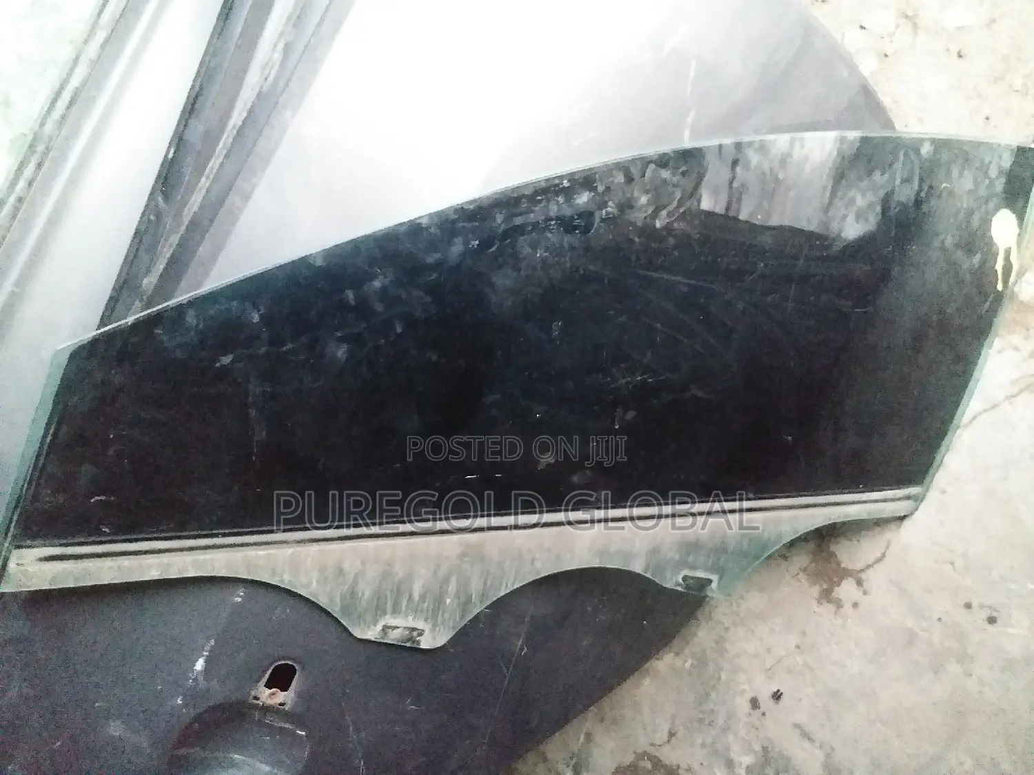 Door Glass for Hyundai Sonata 2014 Model