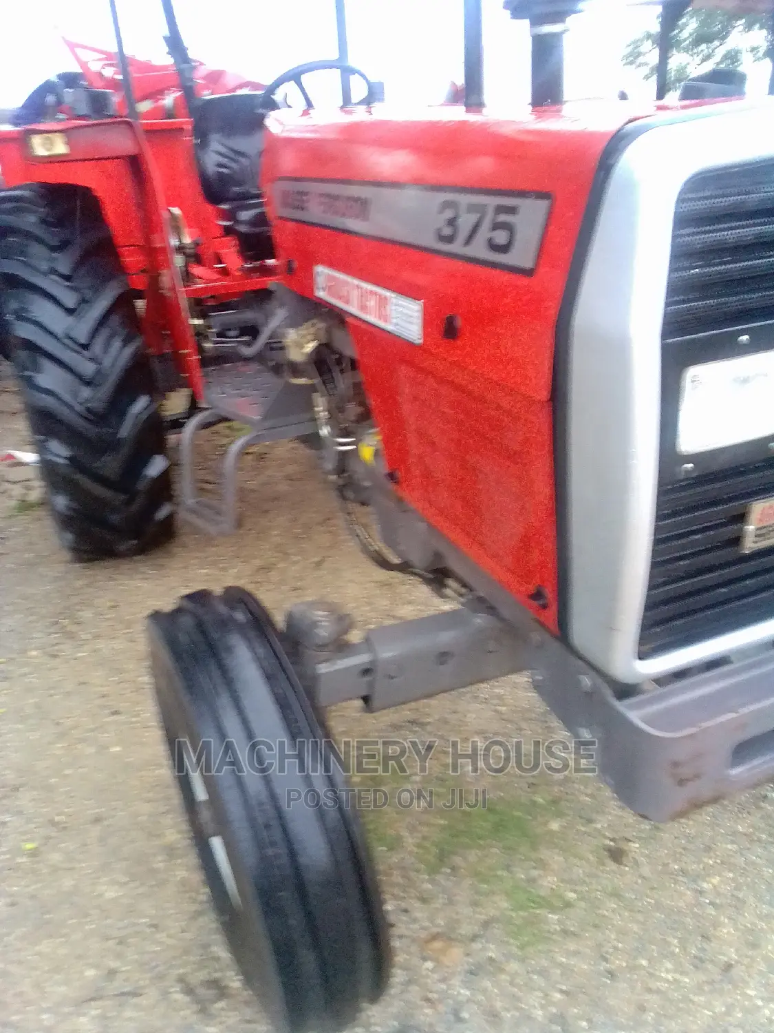 Massey Ferguson Tractors 385