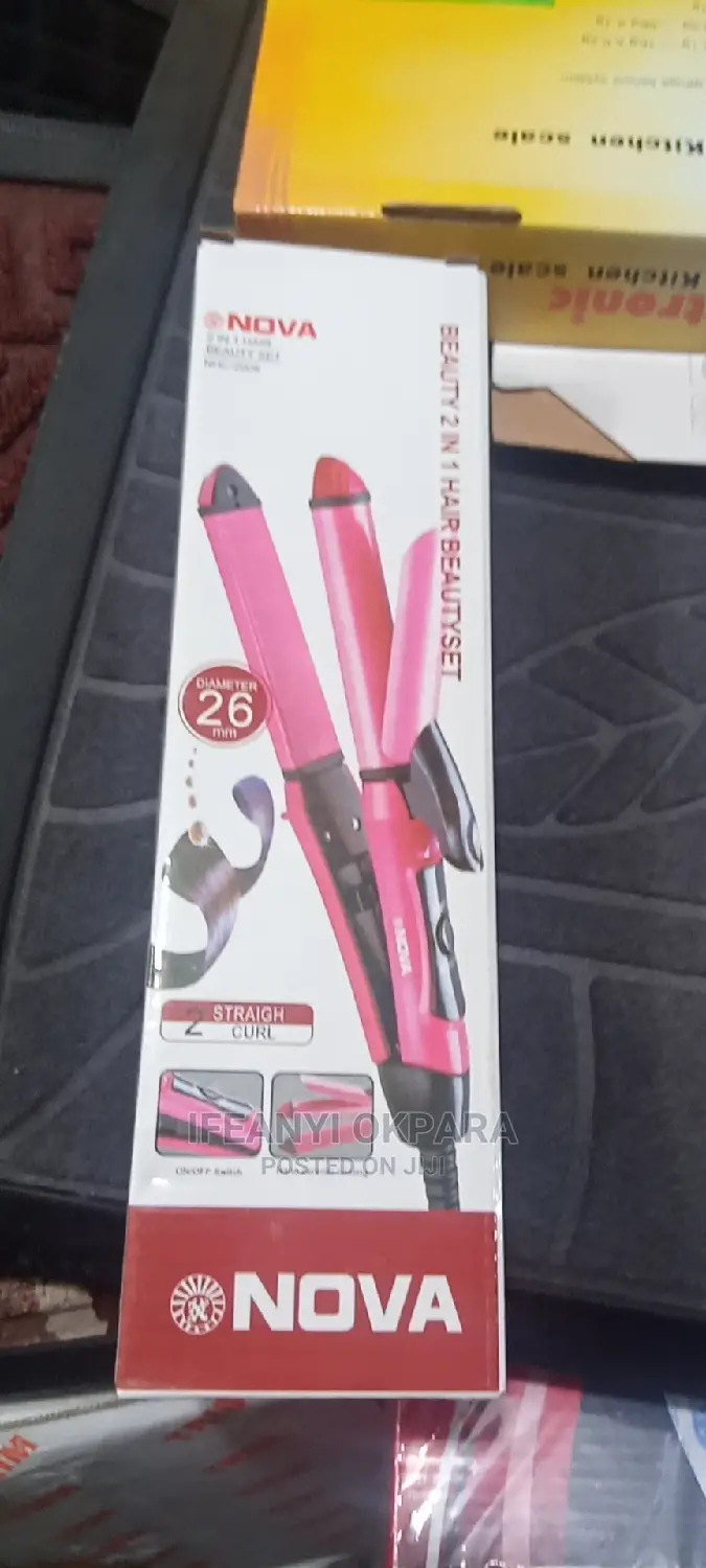 Nova Straightner