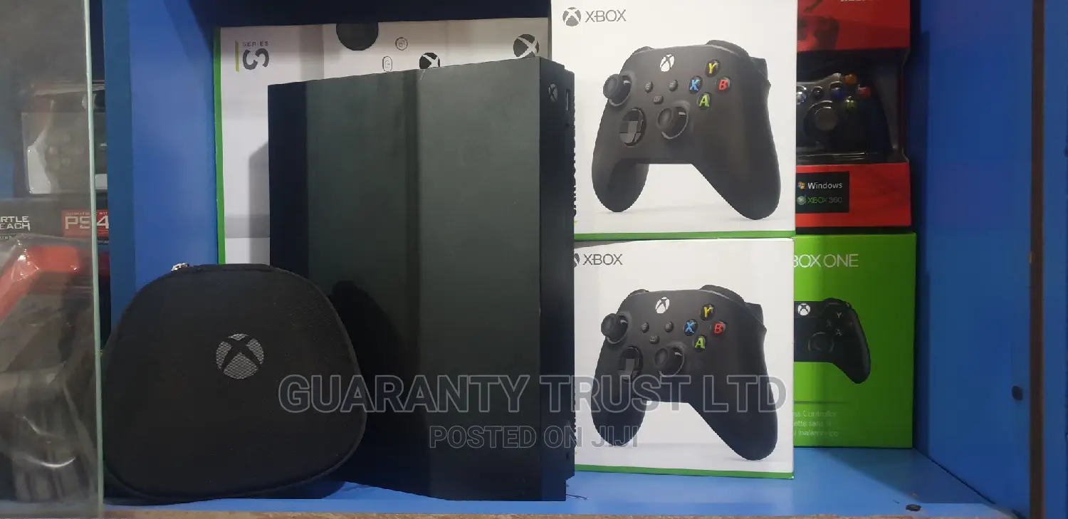 Microsoft Xbox One X 1tb 4k Console + Game