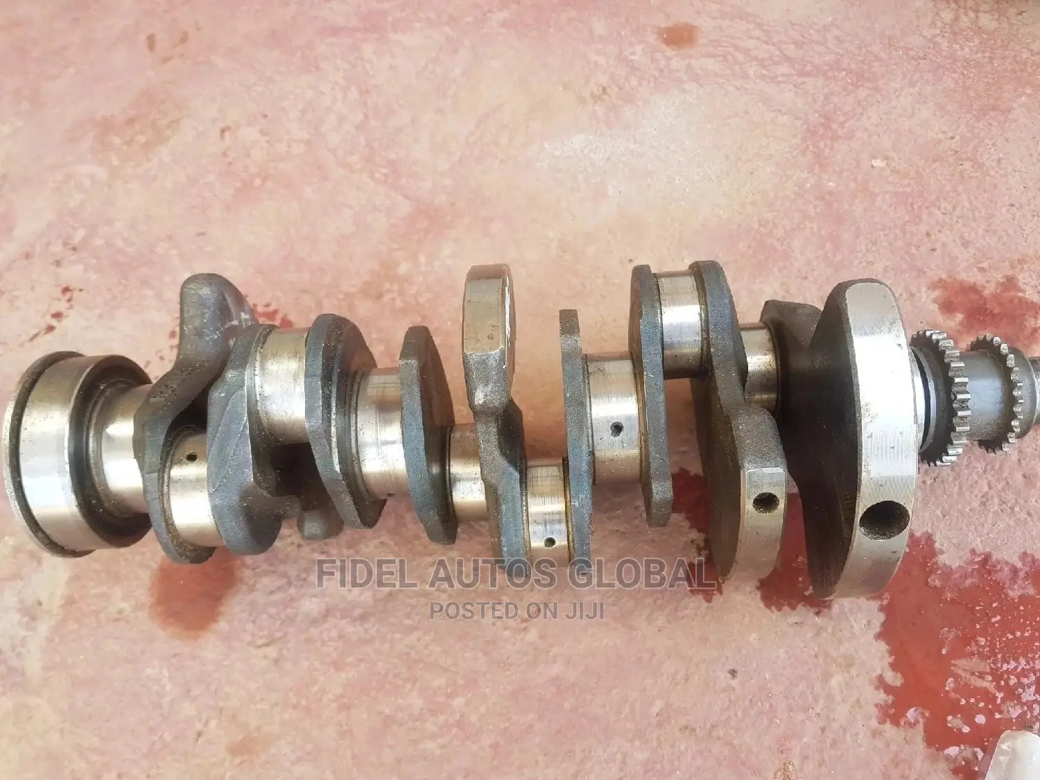 Mercedes 276 Engine Crankshaft