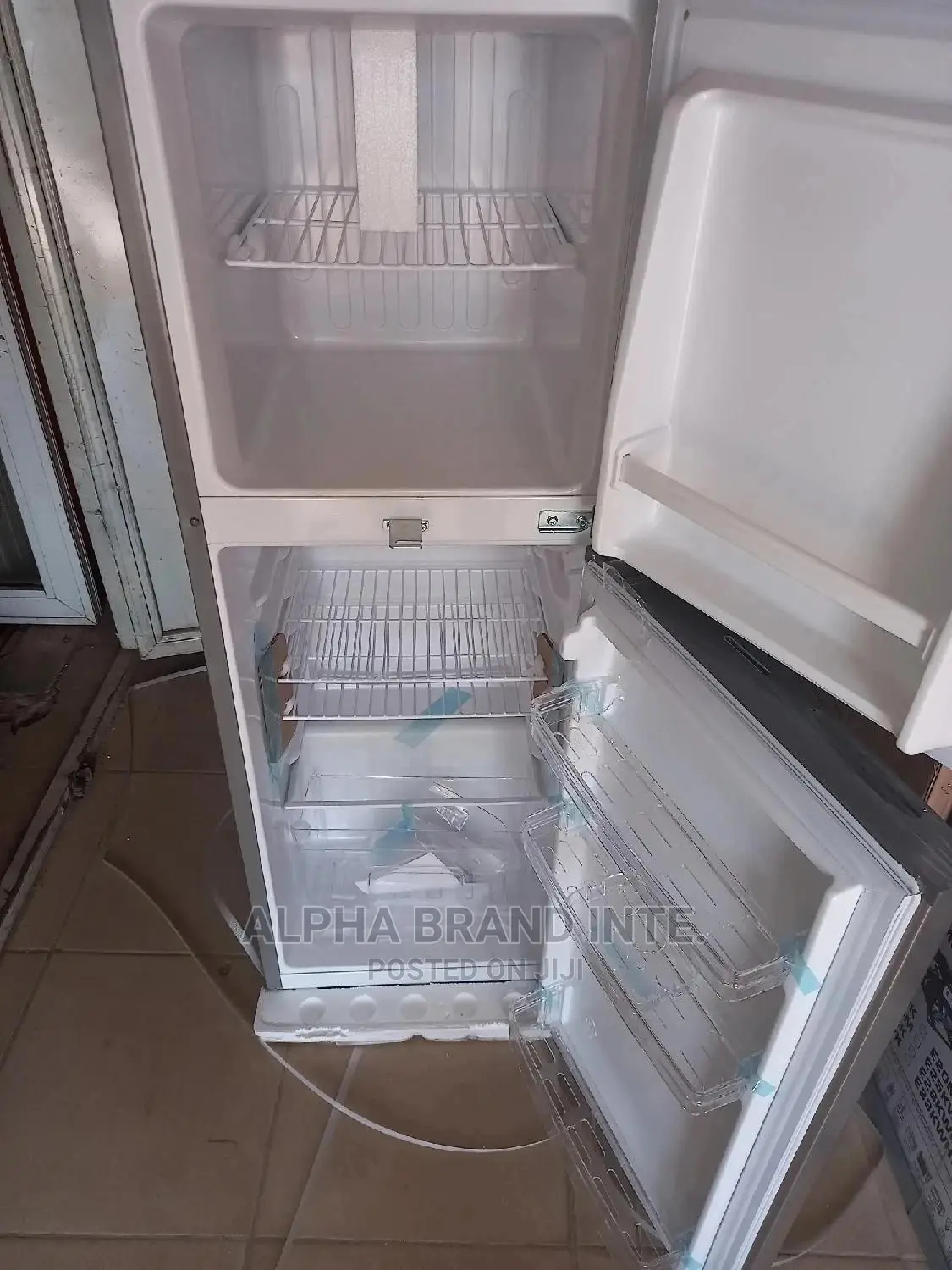 138 Liters Skyrun Fridge
