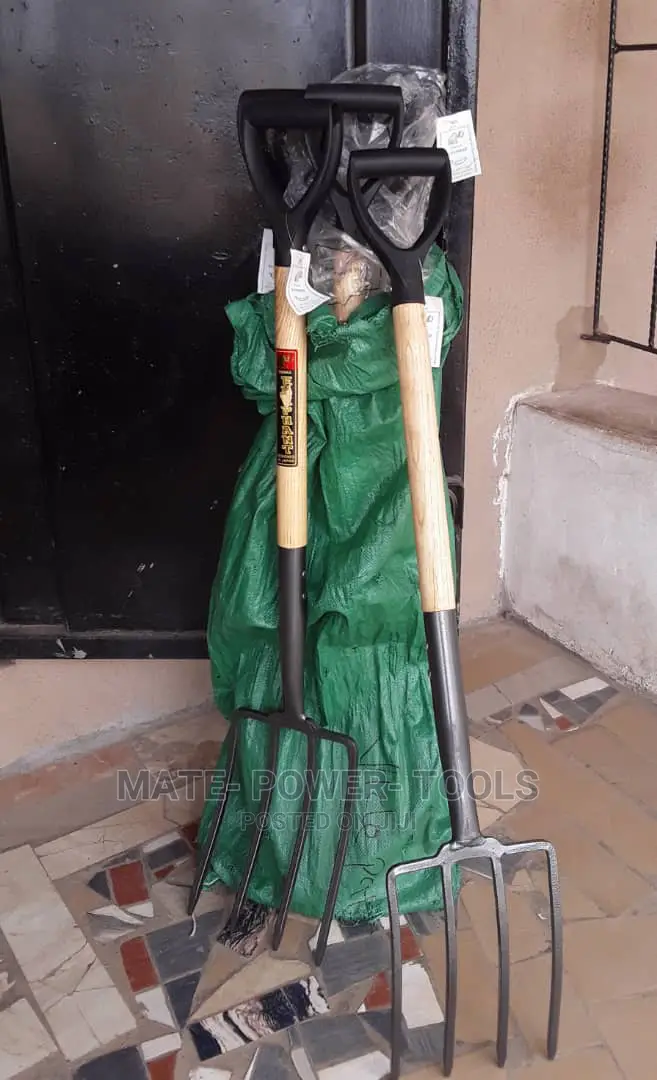 Garden Digging Fork Wooden Shaft