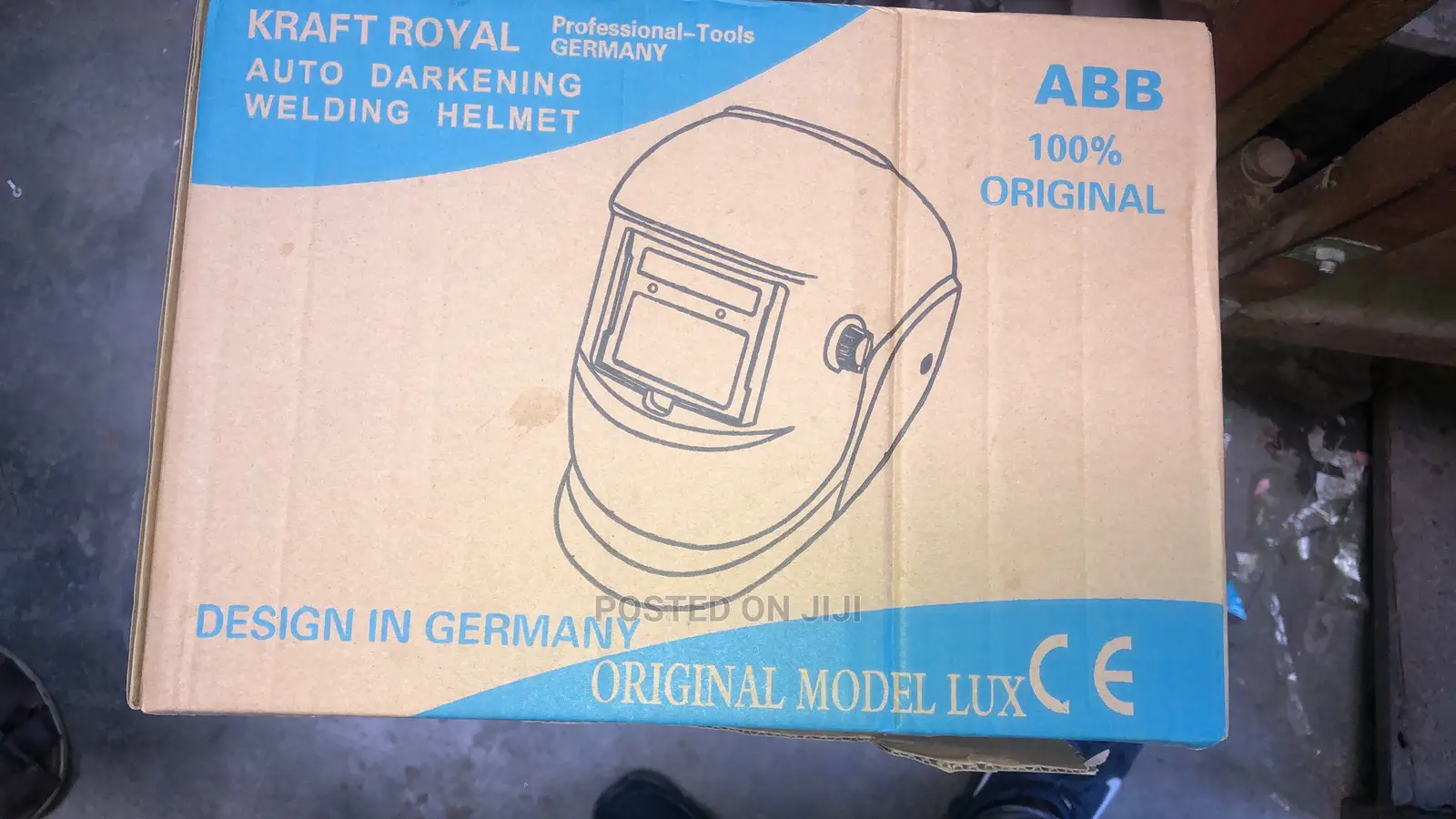 Auto Darkening Helmet Professional