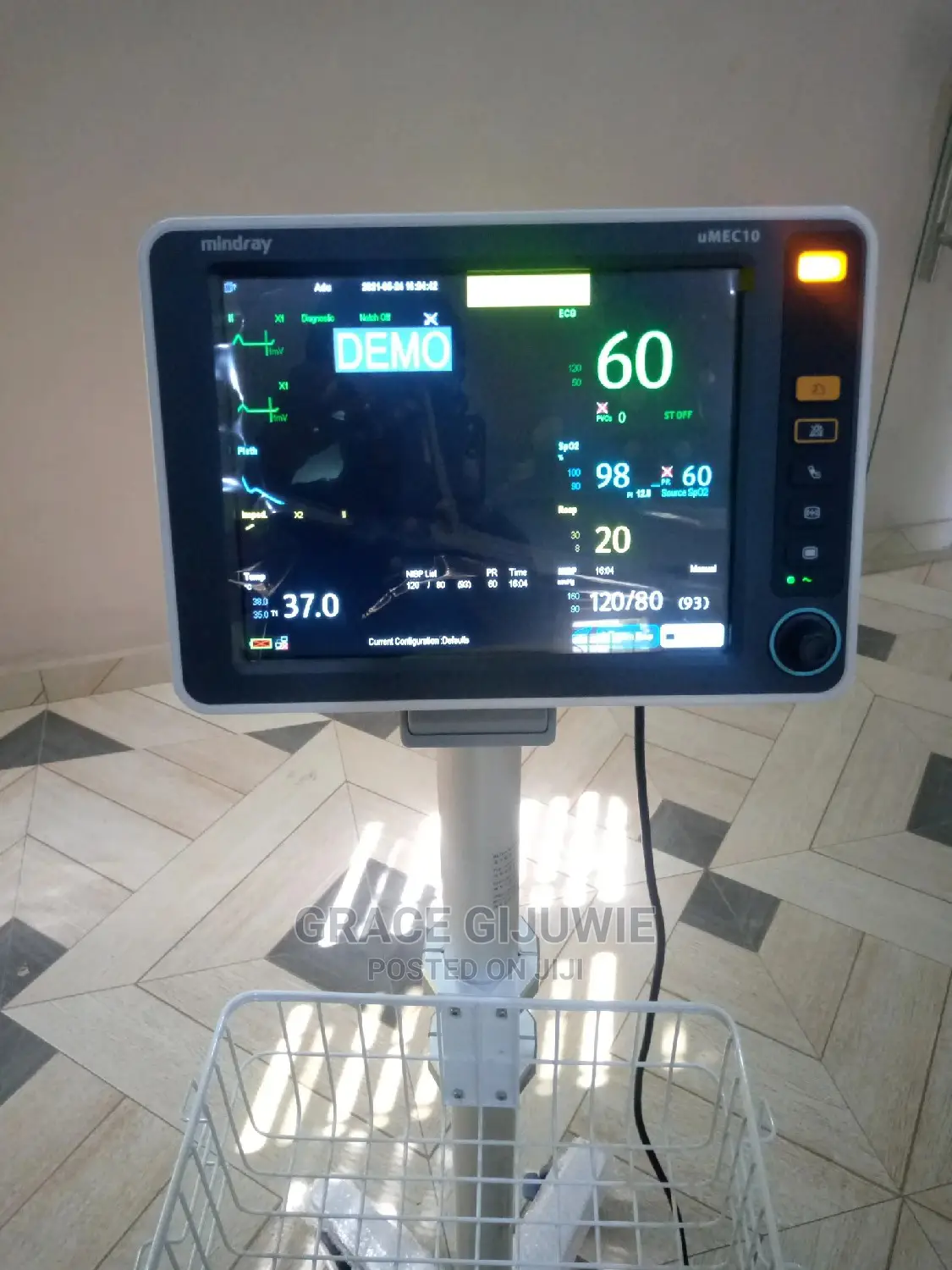 Umec 10 Patient Monitor