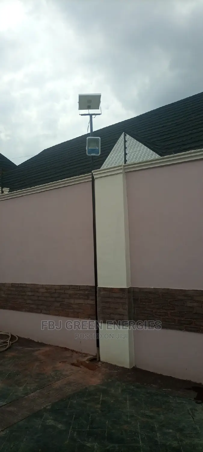 150W Solar Floodlights Installation