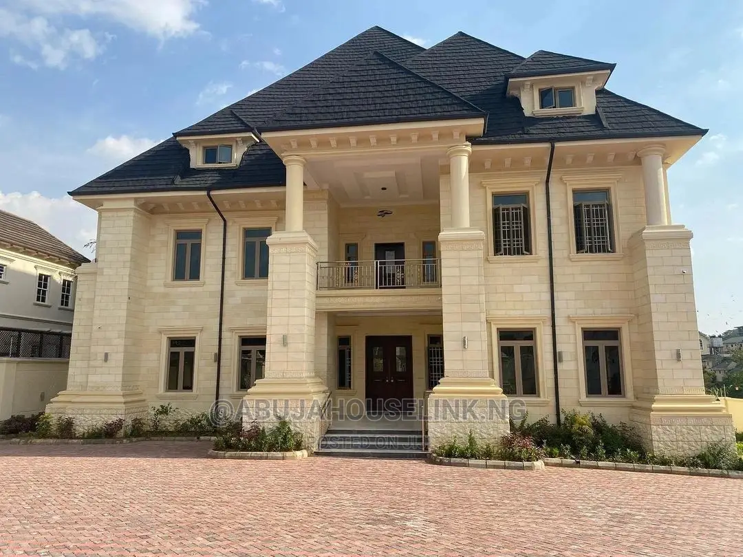 Furnished 8bdrm Mansion in Maitama Abuja for sale