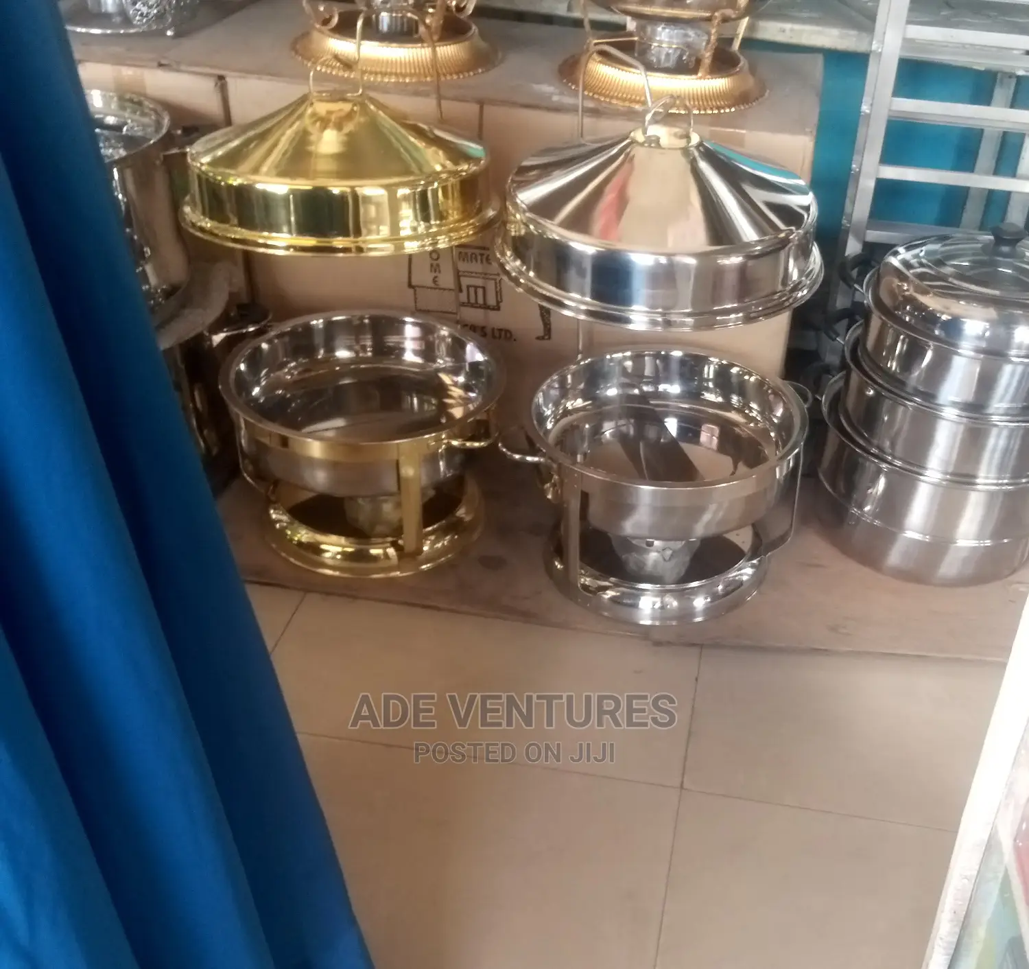 Roll Top Chafing Dishes.