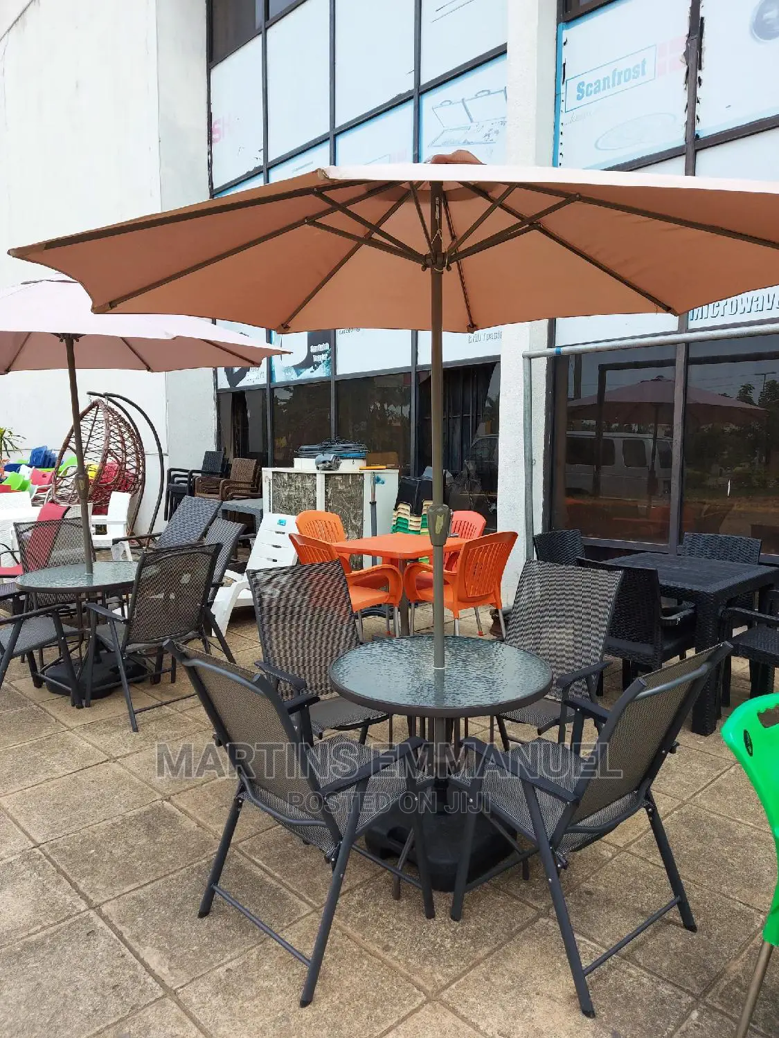 Outdoor/Resturant/Garden Chairs and Table