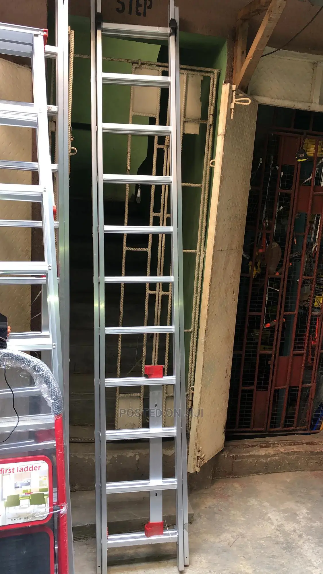 Aluminium Ladder 12X2=24feets Professional