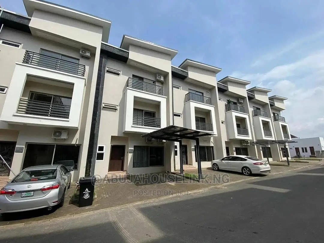 Furnished 4bdrm Duplex in Bilaad Construction for sale