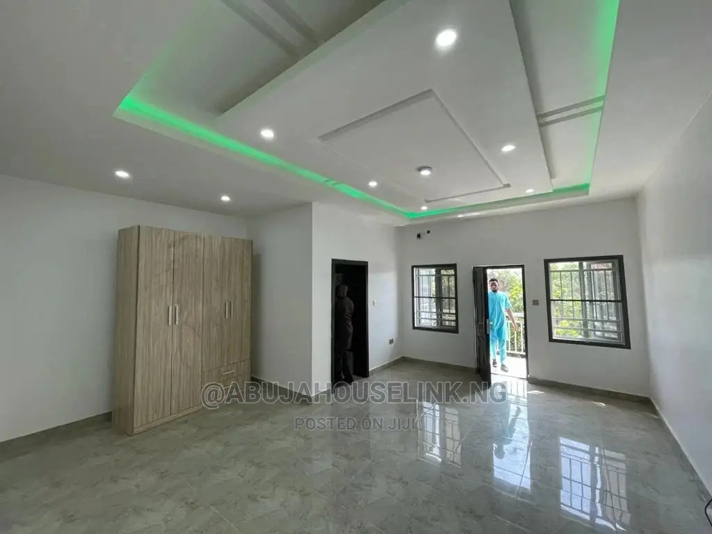 Furnished 4bdrm Duplex in Guzape Abuja for sale