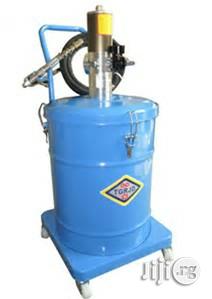 Air Grease Pump/Grease Bucket