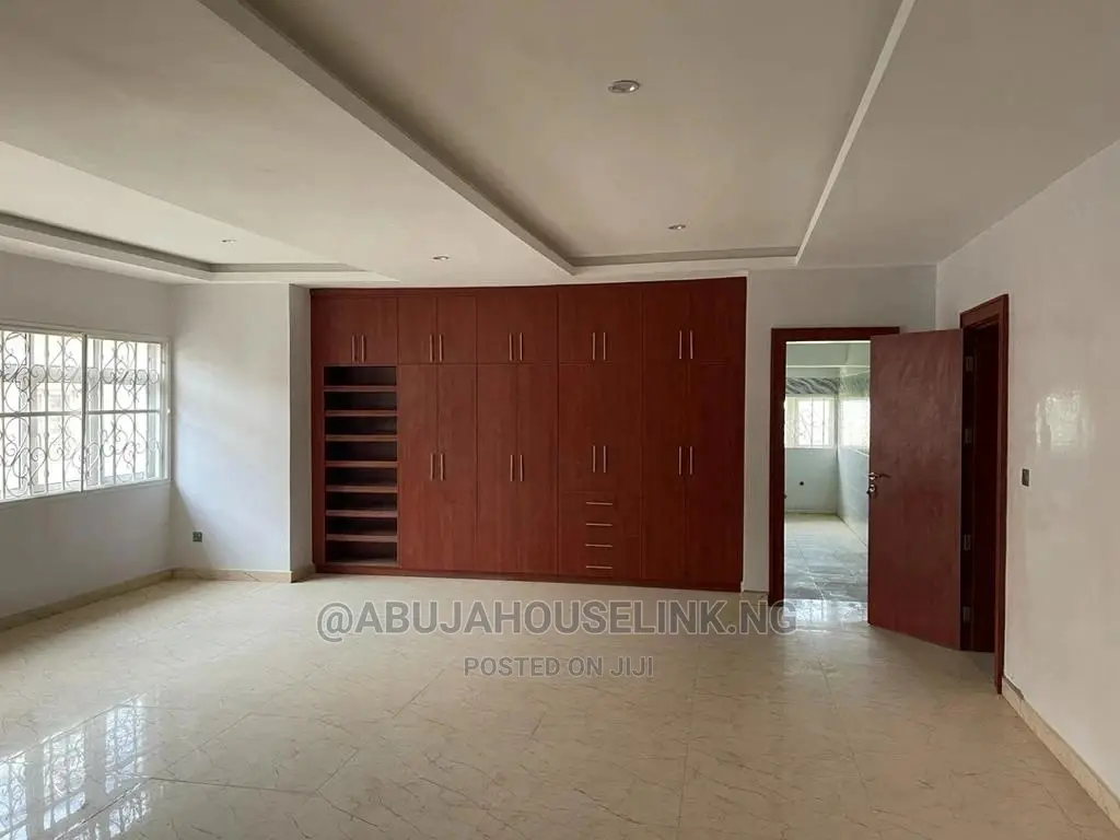 Furnished 9bdrm Duplex in 69 Road Gwarimpa, Gwarinpa for sale