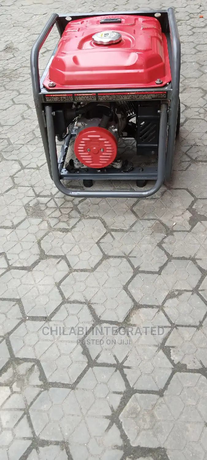 2 Months Old, So New 3.5KVA IPOWER IN4000CE Copper Generator