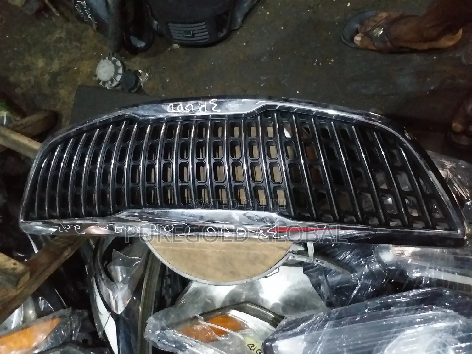 Front Grille for Kia Cadenza 2013