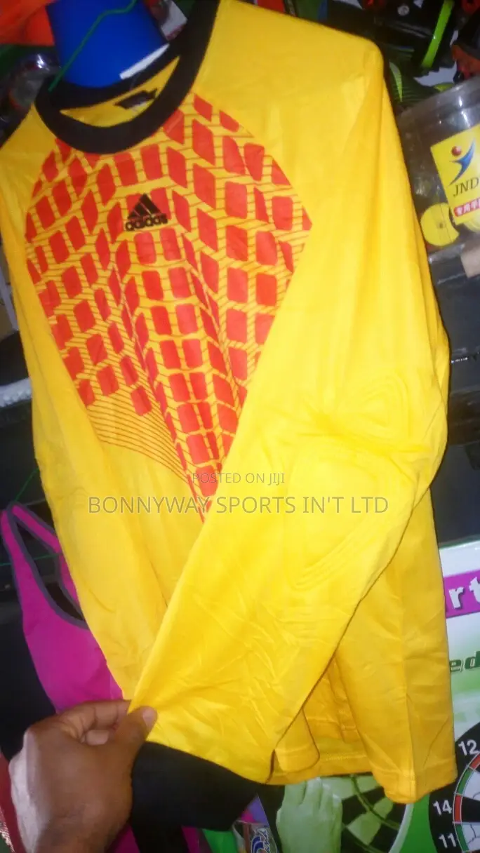 Foreign Goal Keeper Jersey With Padded All Round