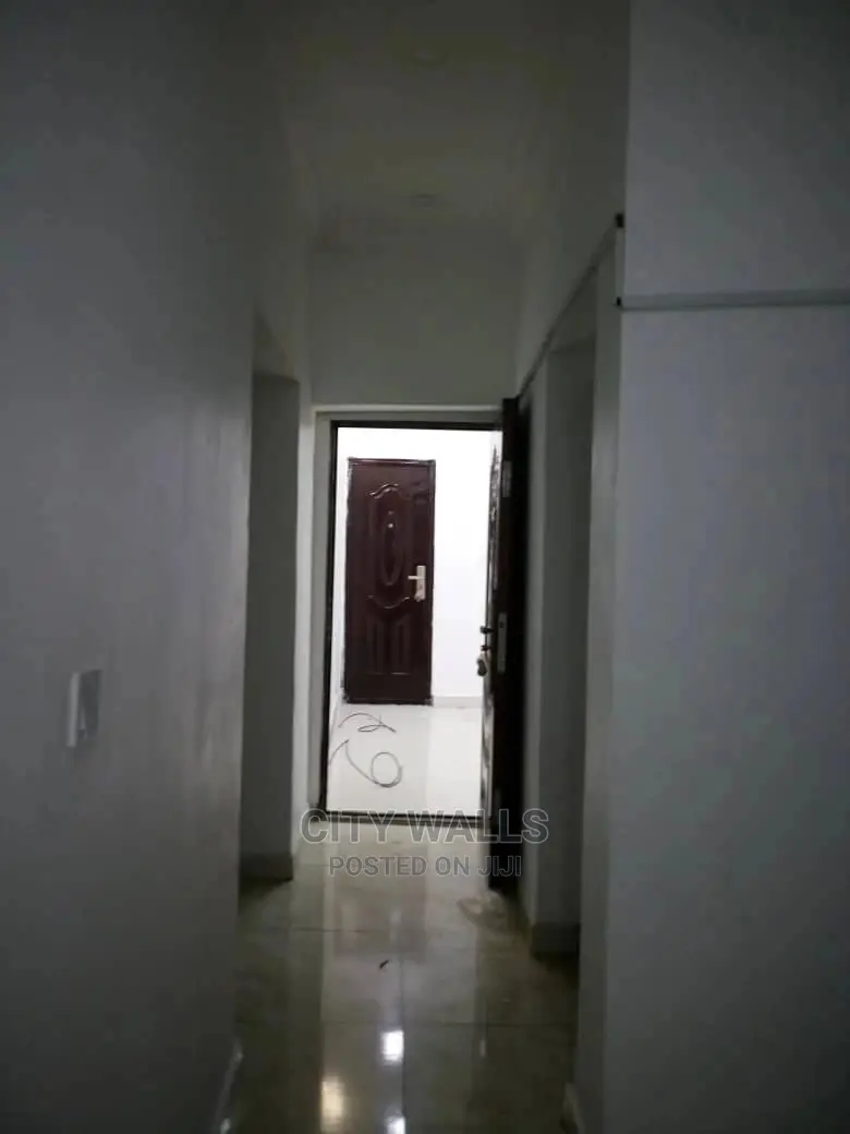 2bdrm Block of Flats in L&K Estate, Ajah for rent