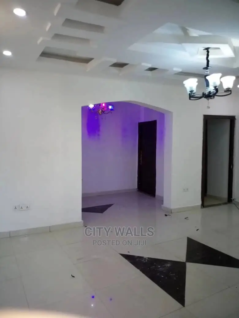 2bdrm Block of Flats in L&K Estate, Ajah for rent