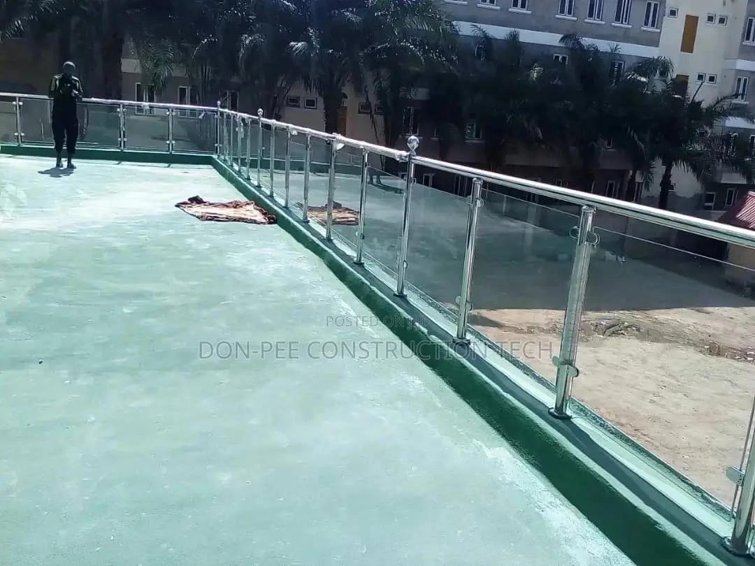 Frameless Steel Glass