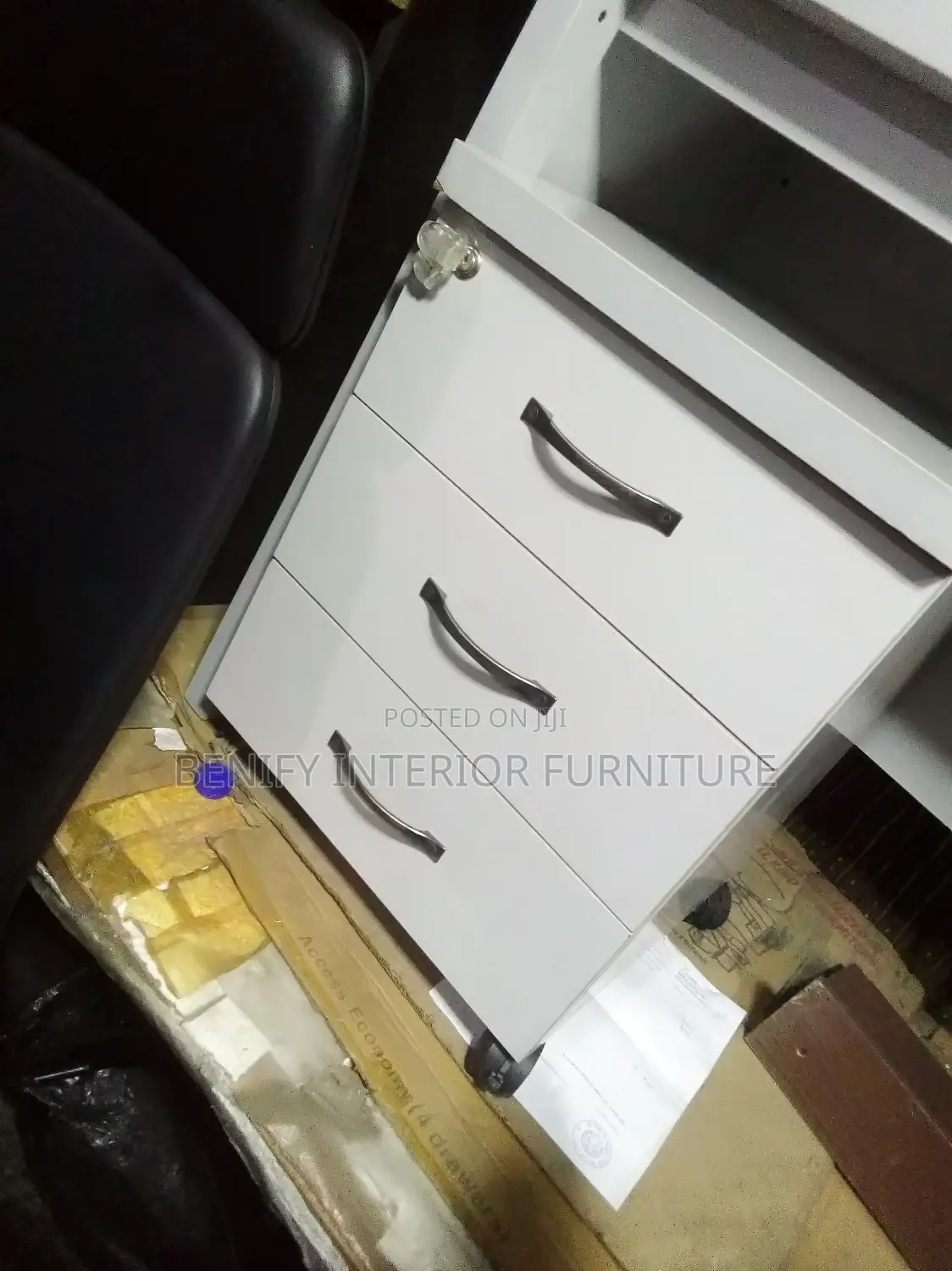3 Drawers Wooden Mobile Drawer