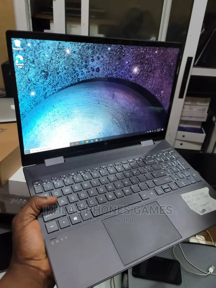 Laptop HP Envy 15 8GB AMD Ryzen 512GB