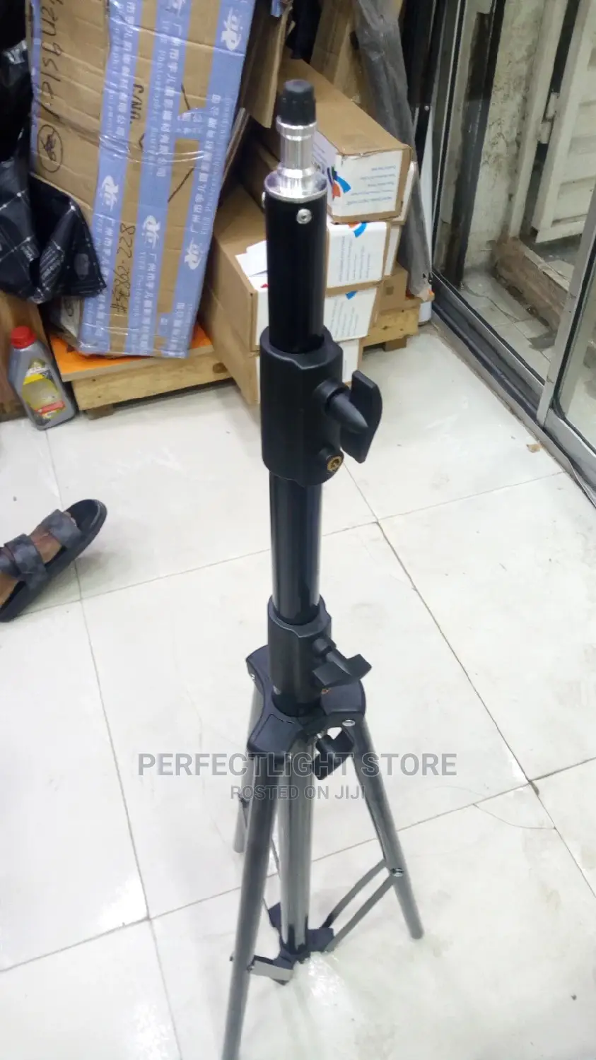 Big Tripod Stand