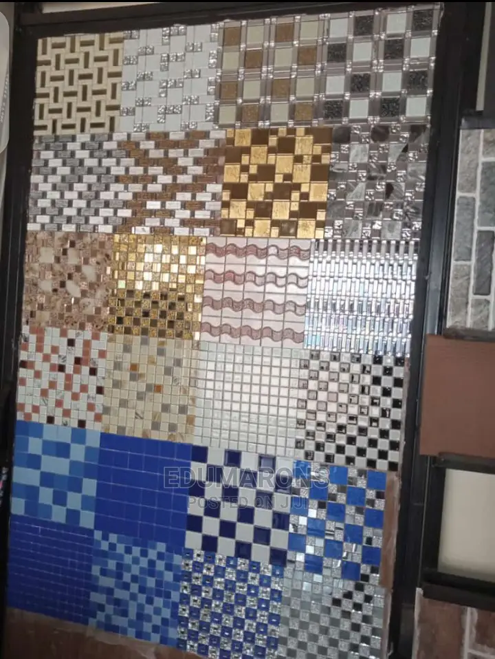 Porcelain and Mosaic Swimming Pool Tiles