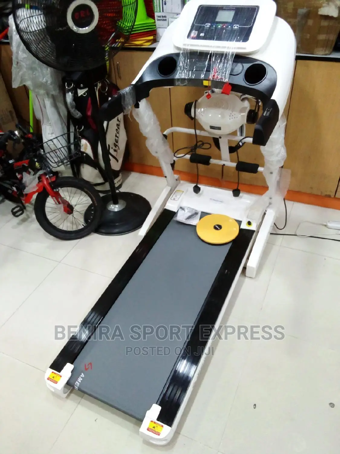 Threadmill (White)