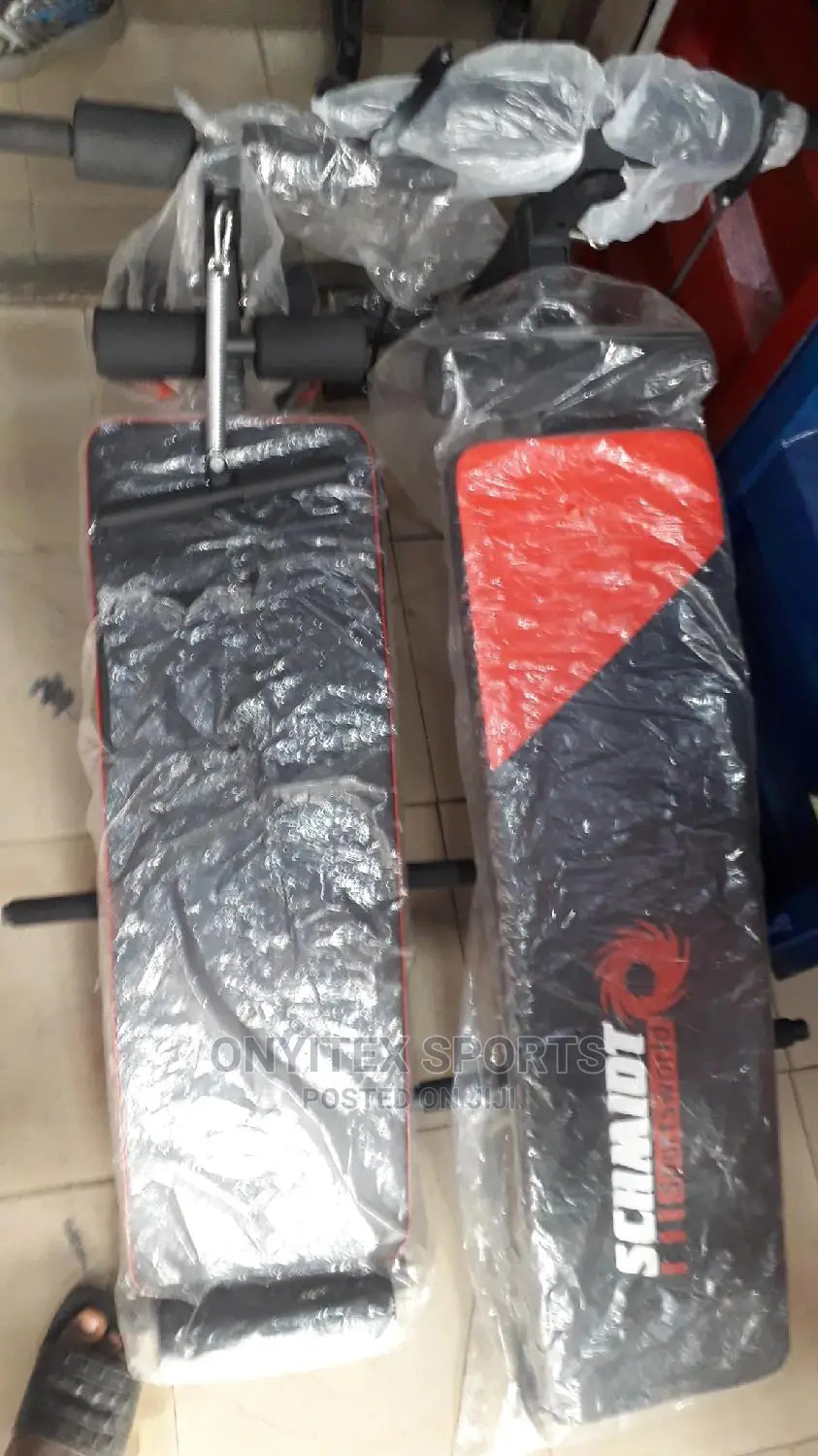 Sit Up Bench With Resistance Band and Dumbell