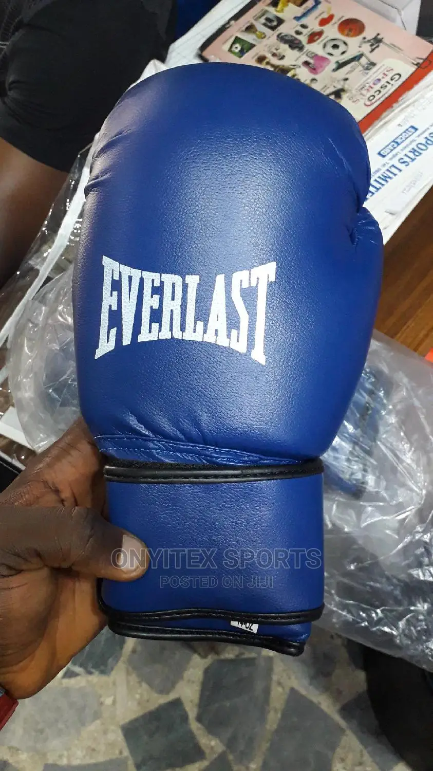 Everlast Quality Boxing Gloves
