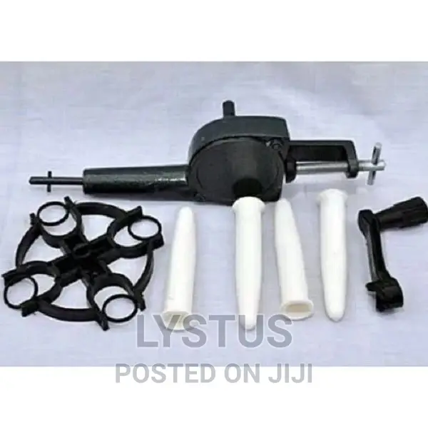 Hand Operated Centrifuge Machine 4 Tubes