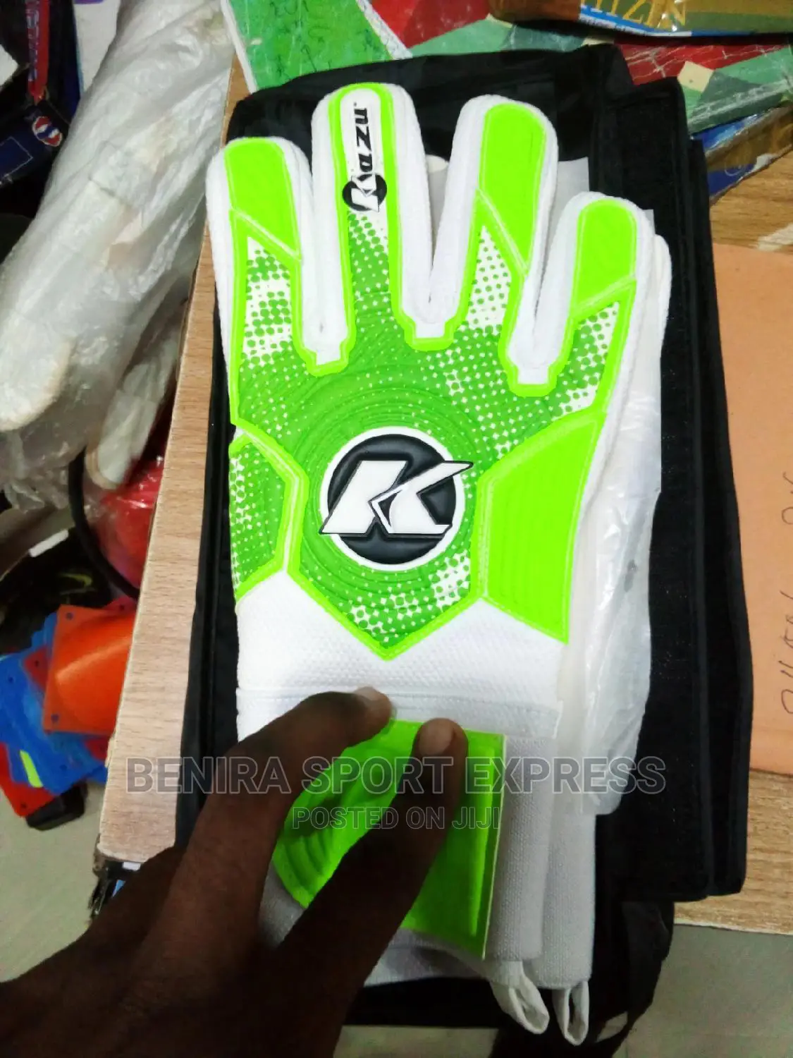 Original Goalkeepers Gloves