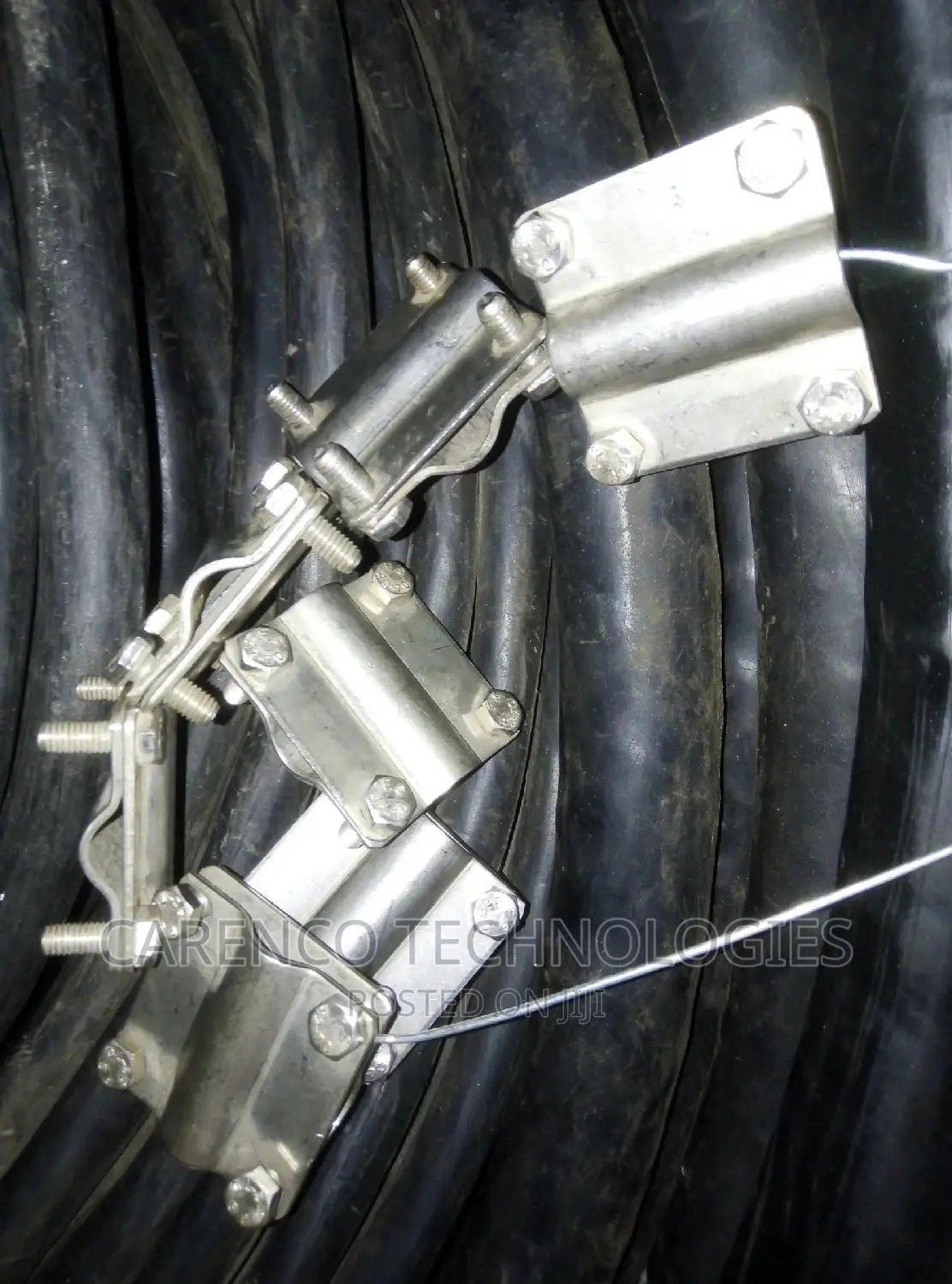 Strip And Strip Connecting Clamp