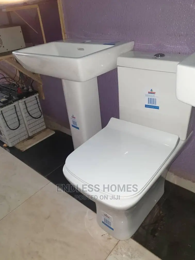 High Quality Executive Water Closet