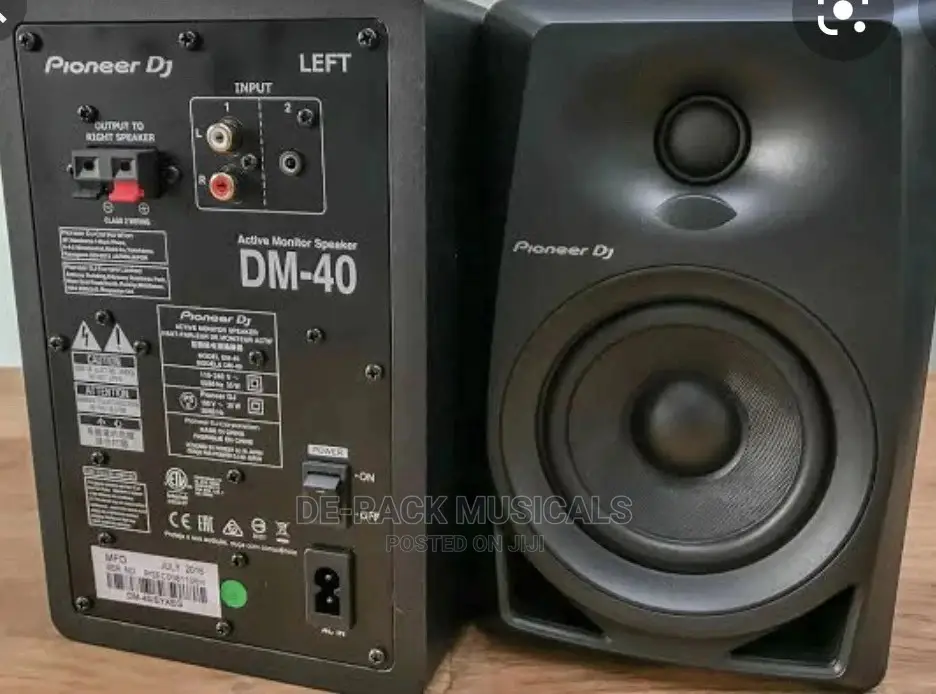 Pioneer DJ Studio Monitor Dm 40 Desktop Monitor System.