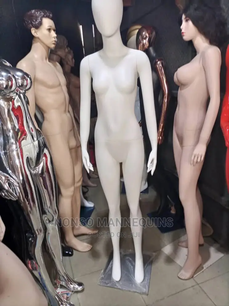 Glossy White Female Faceless Display Mannequins