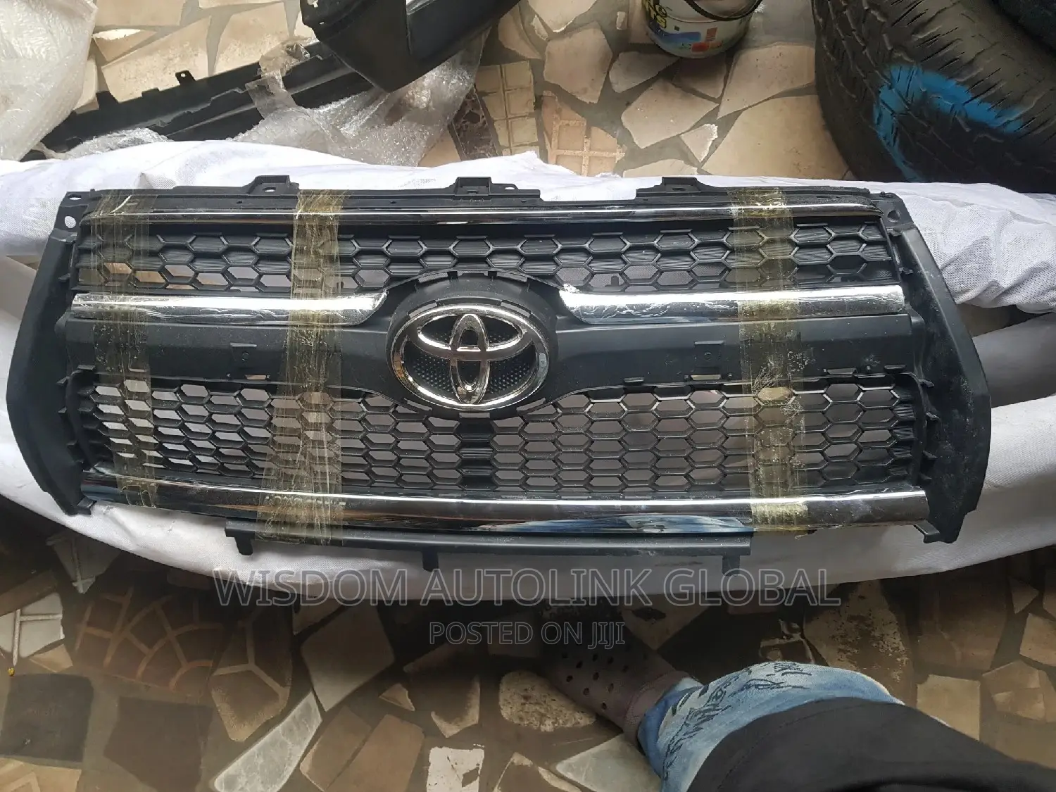 Front Grill For Toyota Rav4 2010 To 2012 Model Tiger Face