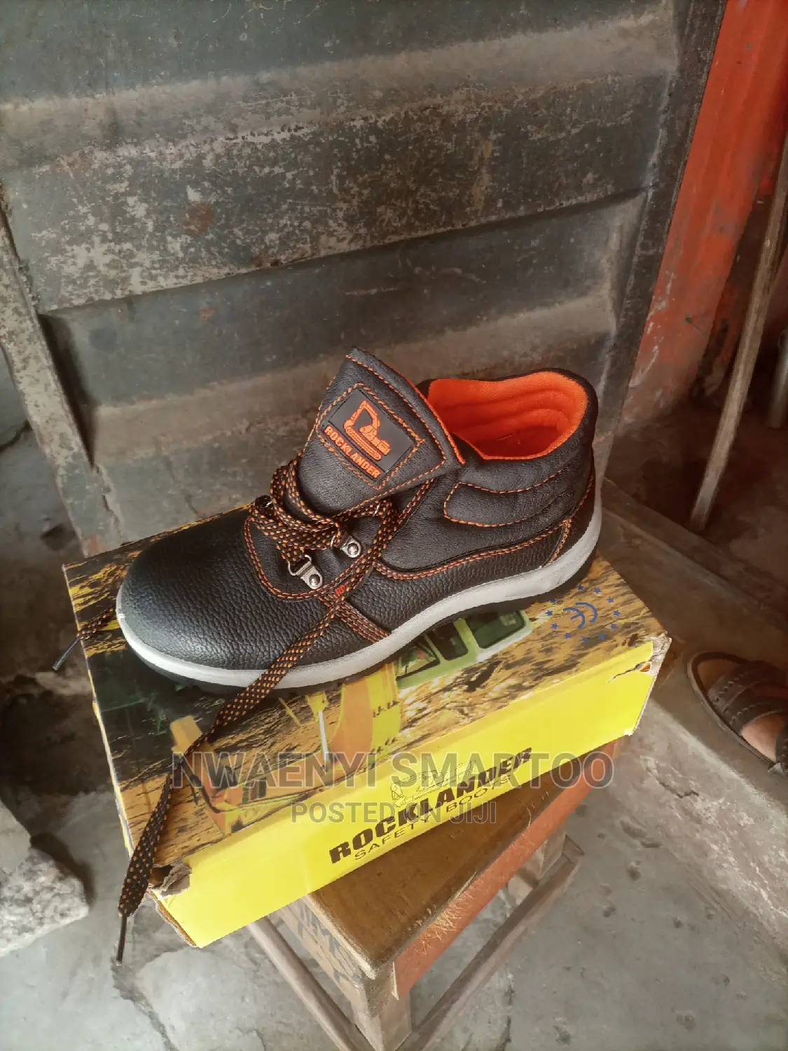 Rockland Safety Shoes With Warranty