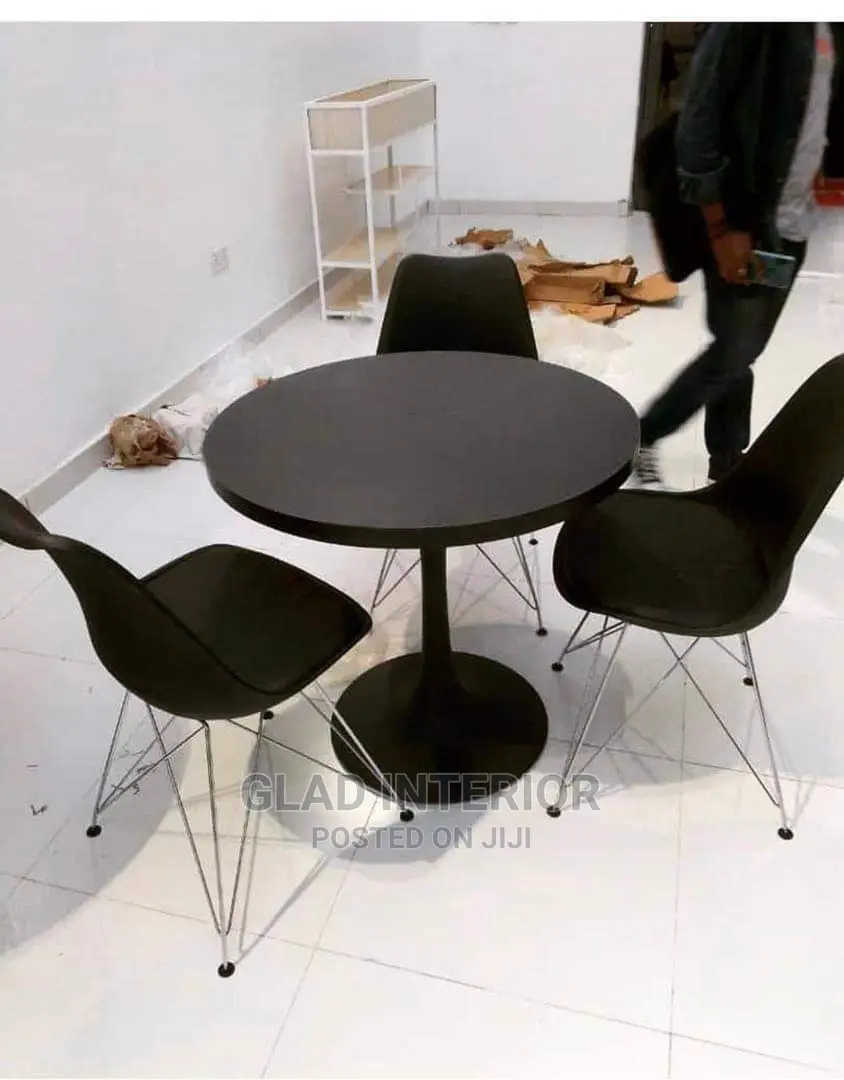 Indoor Restorant Chair