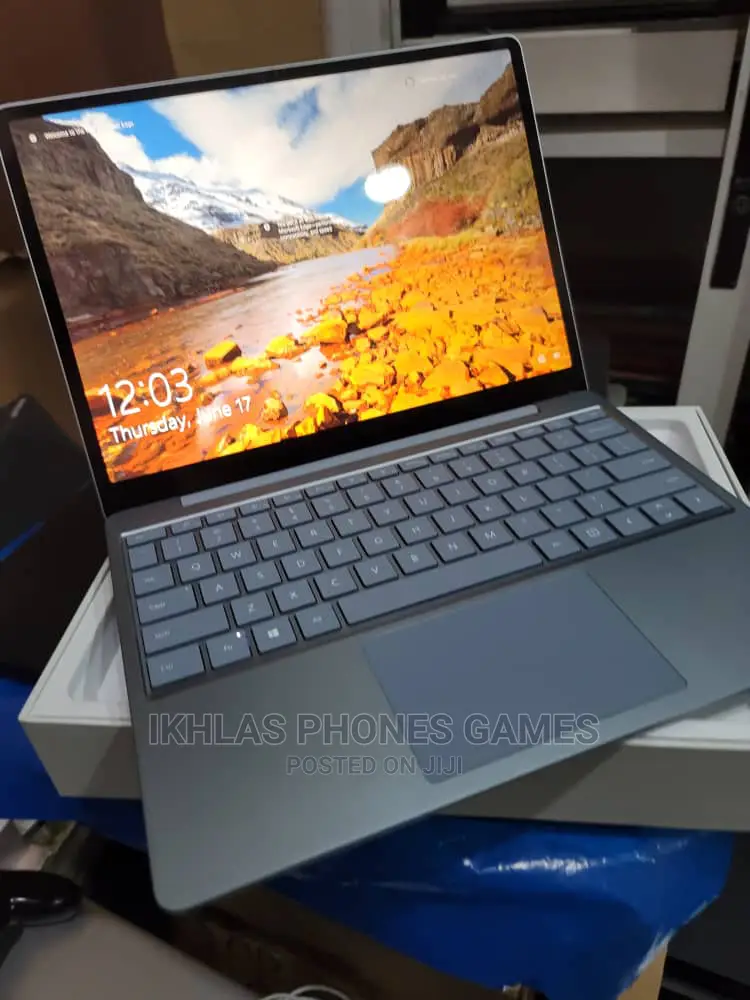New Laptop Microsoft Surface Laptop 8GB Intel Core I5 128GB