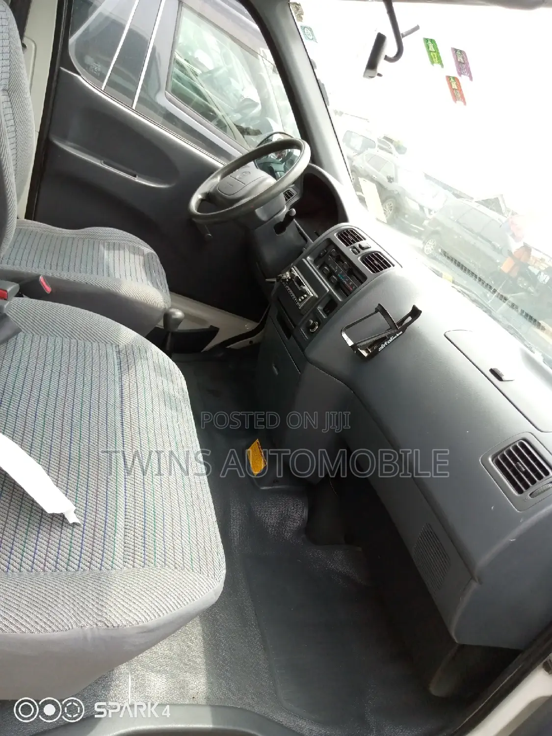 Toyota HiAce 2007
