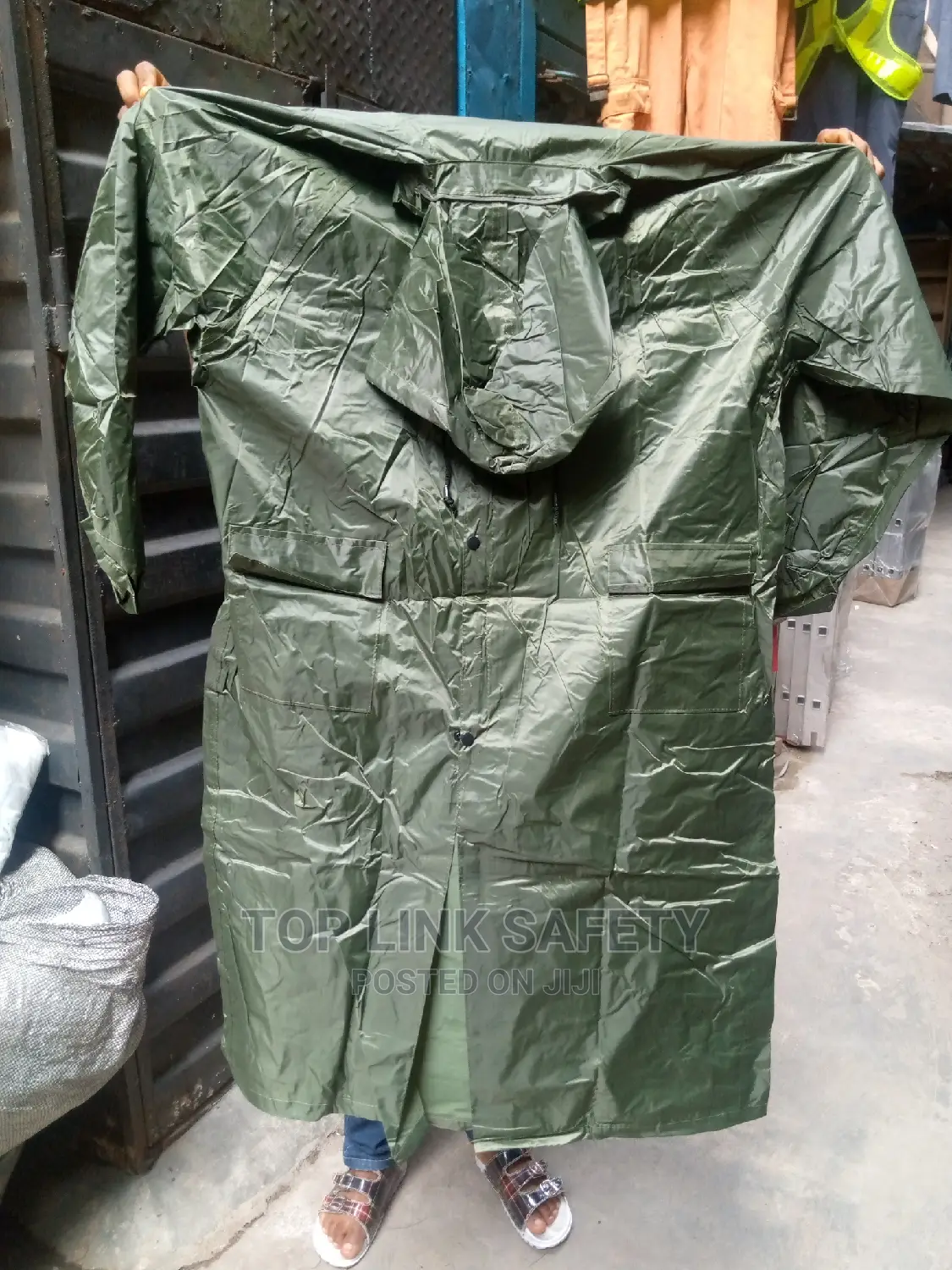 Original Grown Rain Coat U.K Different Sizes