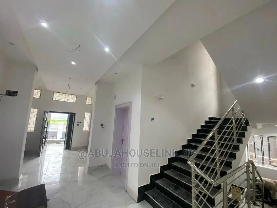 Furnished 5bdrm Duplex in Efab Metropolis, Gwarinpa for sale