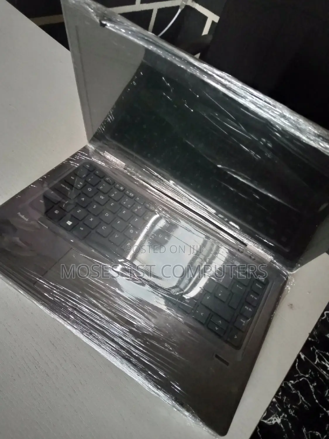 New Laptop HP 4GB AMD Ryzen SSD 320GB