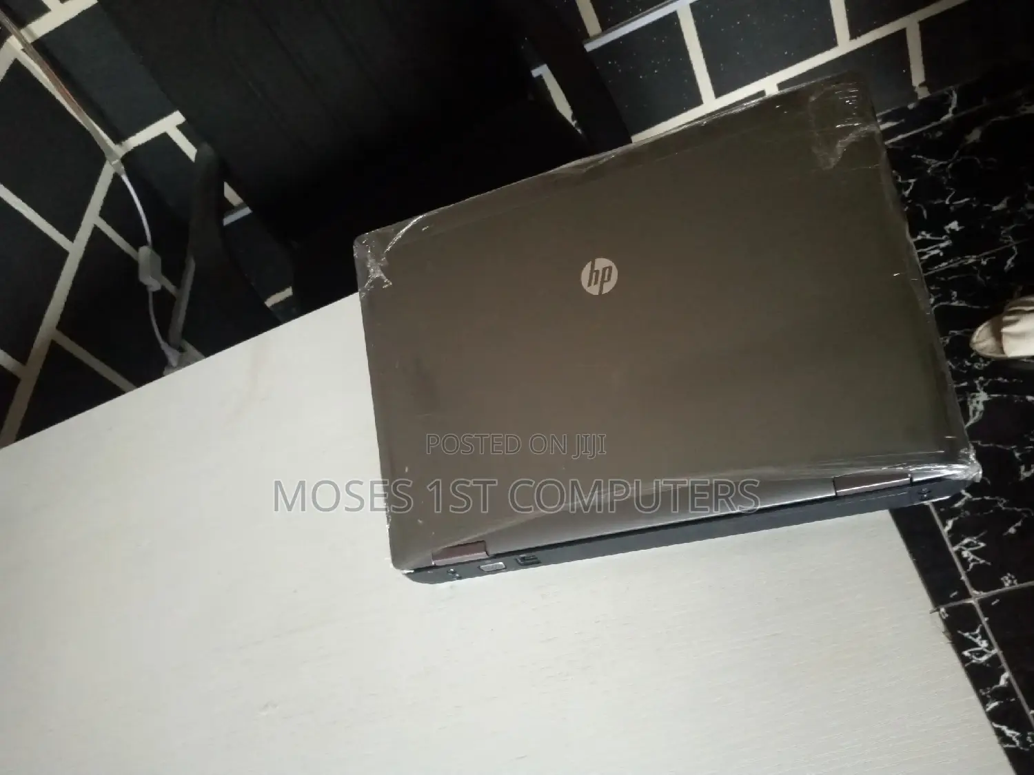 New Laptop HP 4GB AMD Ryzen SSD 320GB